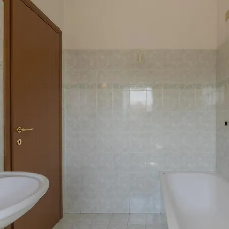 Lägenhet Comfort Penthouse - Private Parking, Wi-fi Rom